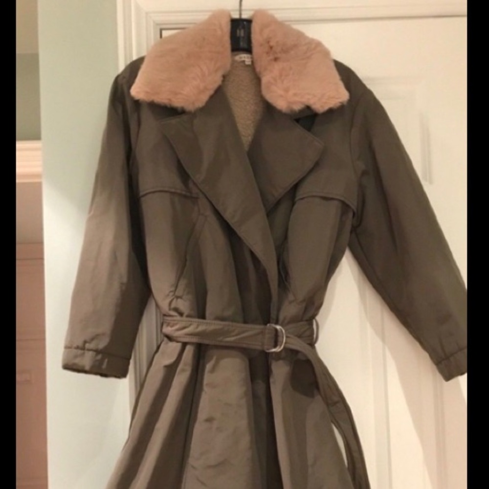 HACHE TRENCH COAT LINED WOMAN'S COAT FUR COLLARS